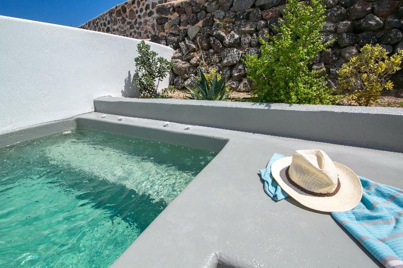 Apanomeria Boutique Residence Oia Exterior photo