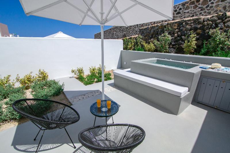 Apanomeria Boutique Residence Oia Exterior photo