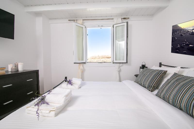 Apanomeria Boutique Residence Oia Exterior photo