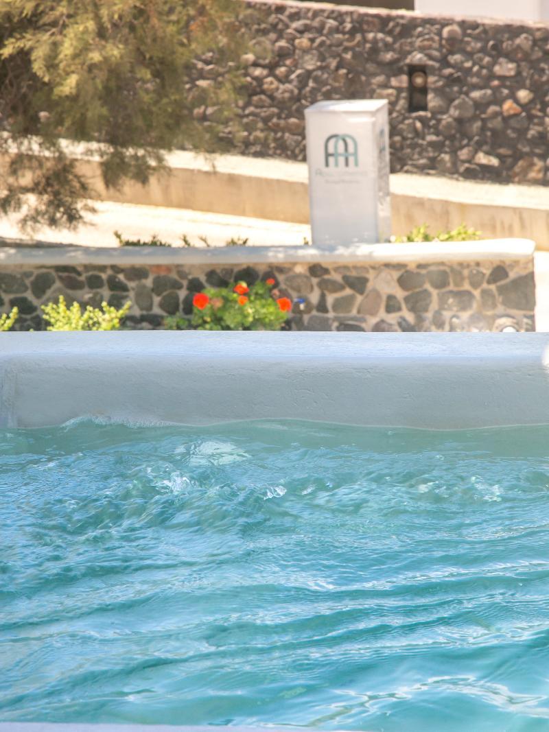 Apanomeria Boutique Residence Oia Exterior photo